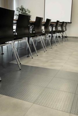 gumi padlo burkolat 01